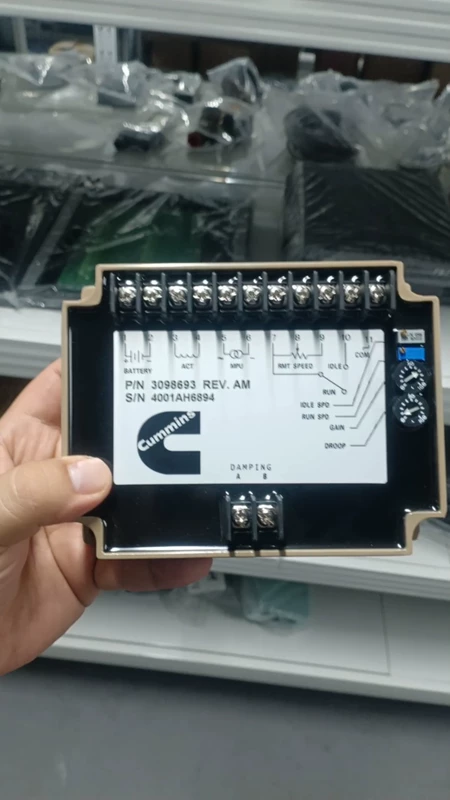 Cummins Controller Model 3098693 REV.
