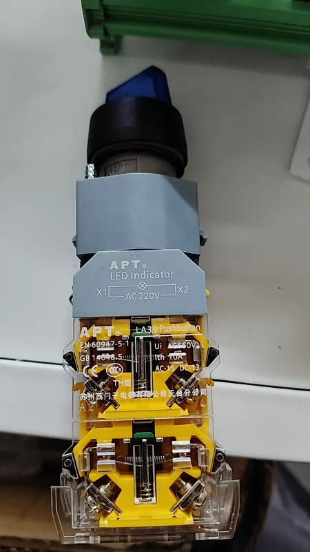 APT Siemens LA39 Switch