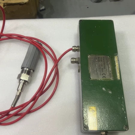 VAF INSTRUMENTS Controller
