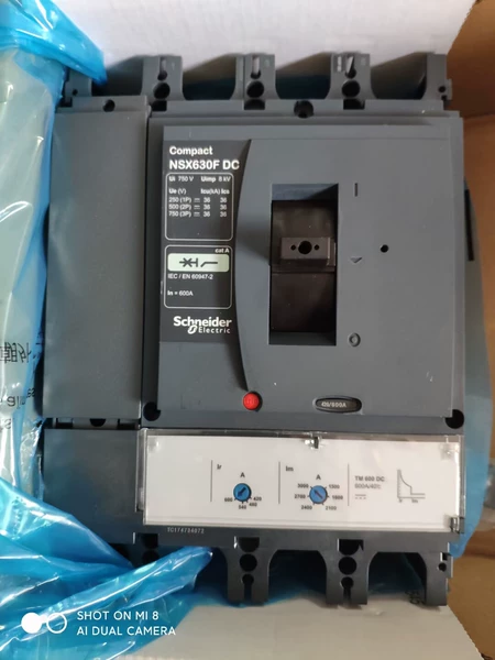 Schneider Electric NSX630F DC 4P600A 2017 Marine Spare Part