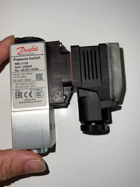 Danfoss Pressure Switch MBC 5100 061B110566