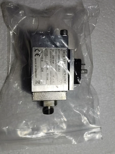 Barksdale X1T-4000-25-GE262 Pressure Sensor Switch Marine Spare Part