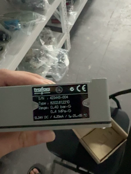 Trafag Pressure Sensor Model 8202.81.2210