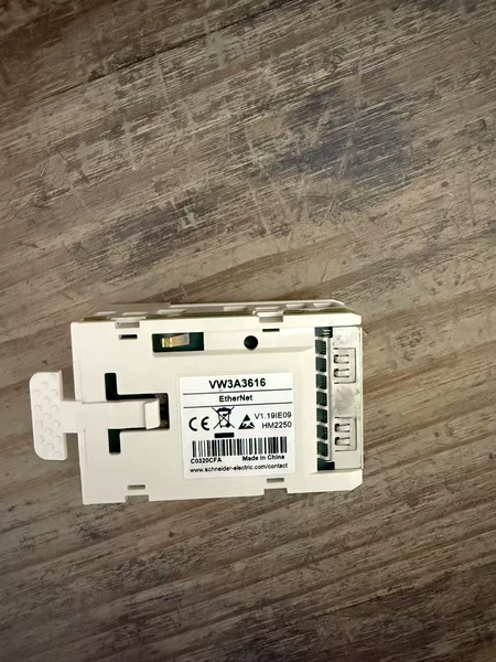 VW3A3616 Schneider Electric Communication Card