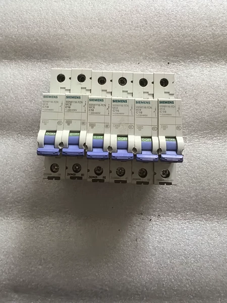 Siemens 5SN6116-7CN 1PC16A 61 Marine Spare Part
