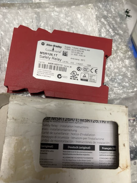 AB MSR126.1T Safety Relay 440R-N2
