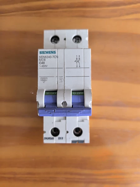 Siemens 5SN6240-7CN 2P40A Marine Spare Part
