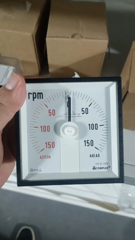 COMPLEE Tachometer Model KLY-C96-G