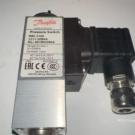 Danfoss Pressure Switch MBC 5100 Model 061B020866