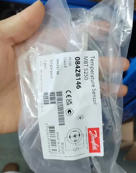Danfoss Temperature Sensor MBT5250 084Z8146