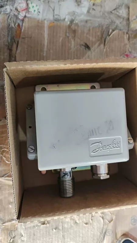 Danfoss EMP2 084G2106 Pressure Sensor