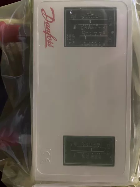 060-126491 Danfoss Pressure Switch KP15