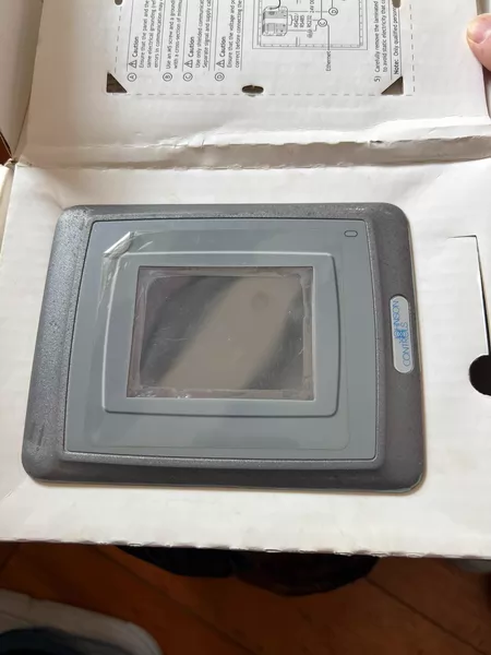 BEIJER E1041 Touchscreen