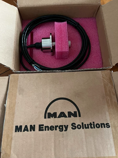 MAN Main Engine Exhaust Valve 1883821-5 1883816