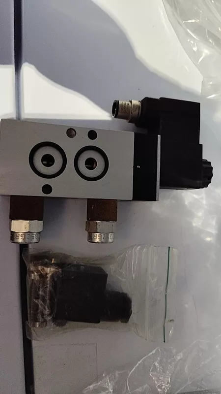 airtec KN-05-510-HN Solenoid Valve 24V 23