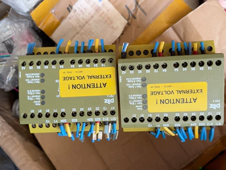 PiIZ Safety Relay