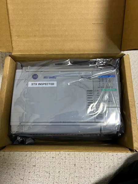 AB PLC Controller 1764-28BXB