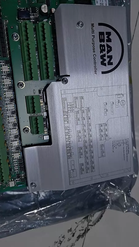 MAN B&W Controller Model 1142075-2 Version 1.