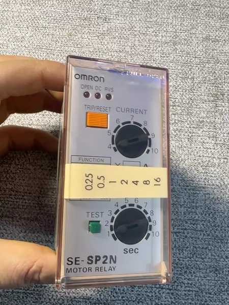 OMRON+SE-SP2N Motor !220-2