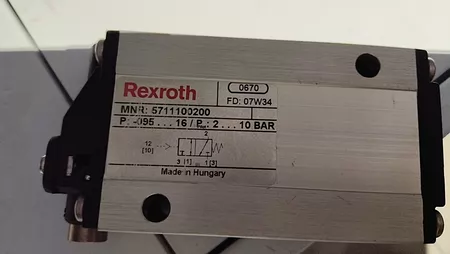 REXROTH Rexroth 5711100200 Valve