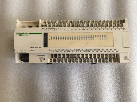 Schneider Electric PLC Controller TM218LDA80DRN 2