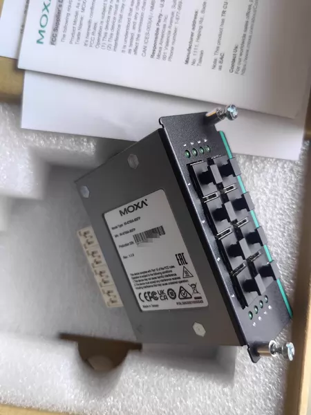 IM-6700A-8SFP MOXA Interface Module