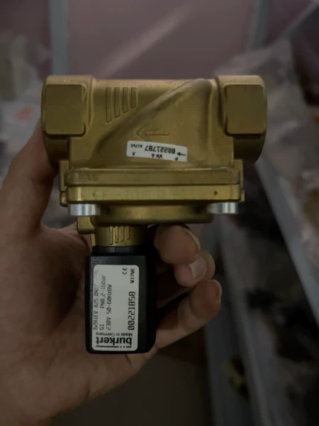 burkert Solenoid Valve Model 6281EV G1 P