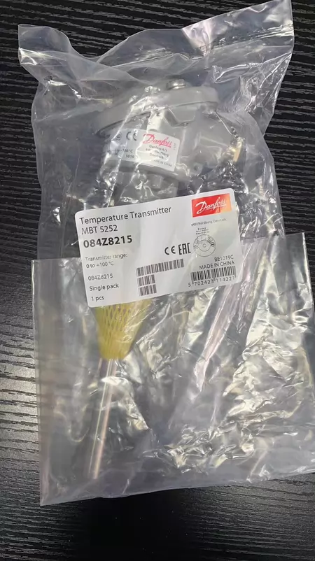 084Z8215 Danfoss MBT5252 Sensor Switch Marine Spare Part