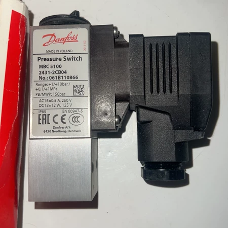 Danfoss Pressure Switch MBC5100 Model 2431-2C