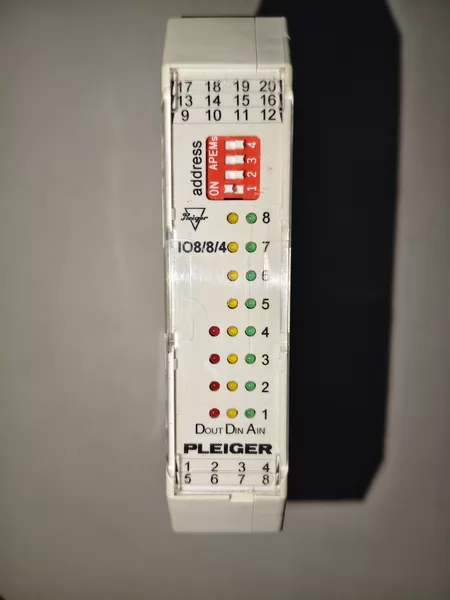 PLEIGER IO8/8/4 Valve Module Model 93