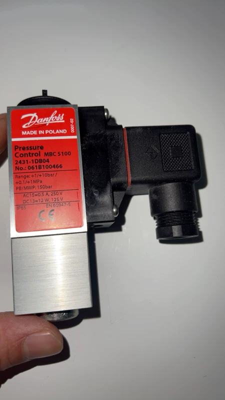 Danfoss Pressure Switch Danfoss MBC5100 061B100
