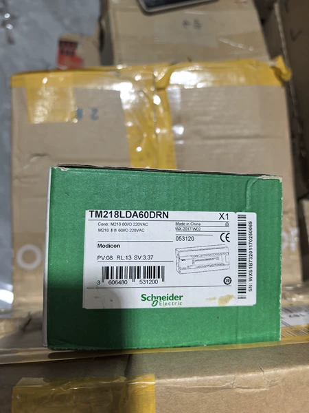 Schneider Electric TM218LDA60DRN PLC Module