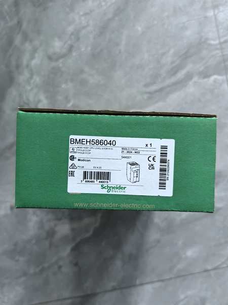 BMEH586040 Schneider Electric Module