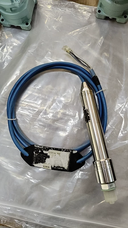 VEGAWELL 72 Sensor Head Model WL52.XMX4DTD