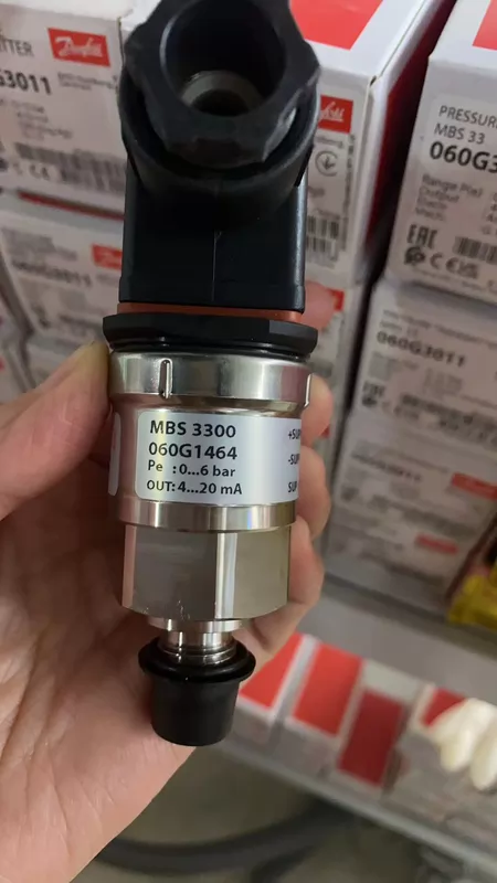 060G1464 Danfoss Pressure Sensor MBS3300 Pressure Range 0