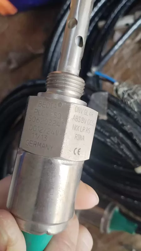 BEDIA PLCA-50 Level Switch DC12/24V With Cable