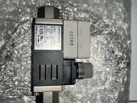 SMC Switch PF3W704S-F03-B-M