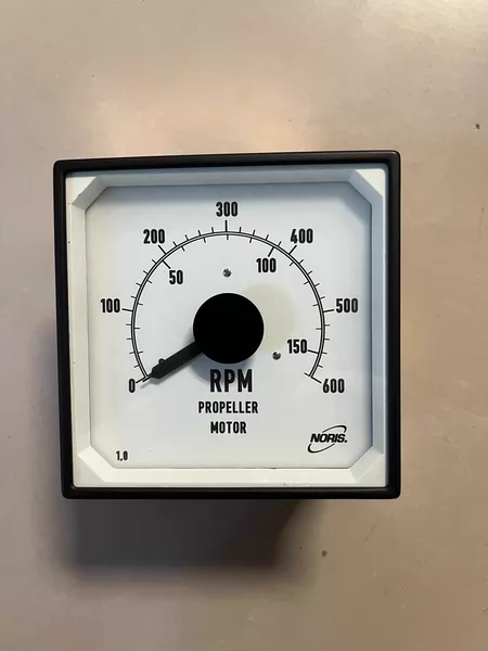 NORIS Tachometer Model RQ144-014 Range 0-600