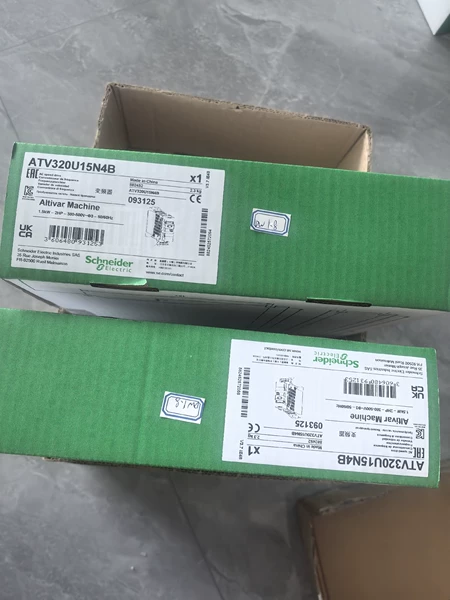 Schneider Electric Frequency Converter ATV32H037N4 ATV32H07