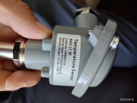 Danfoss Temperature Sensor AKS21W Model 0