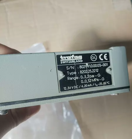 Trafag Pressure Sensor 8202.25.2212 0-0.32
