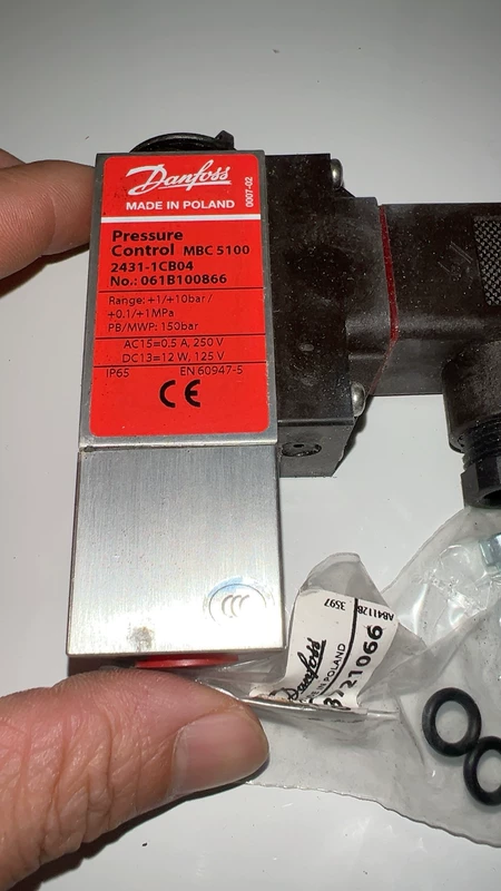 Danfoss Pressure Switch Danfoss MBC5100 061B100
