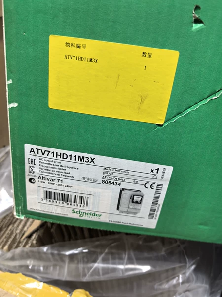 ATV71HD11M3X Schneider Electric Frequency Converter