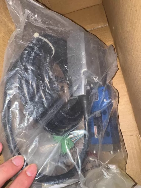 MOOG Servo Valve Model D636-269-0001