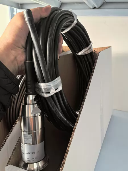 AVIC B38-13 Pressure Transmitter Model RT-12P181