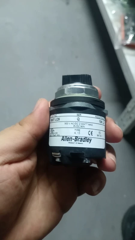 Allen-Bradley Model 800T-U2 Marine Spare Part