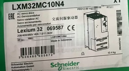 Schneider Electric LXM32MC10N4 Servo Drive