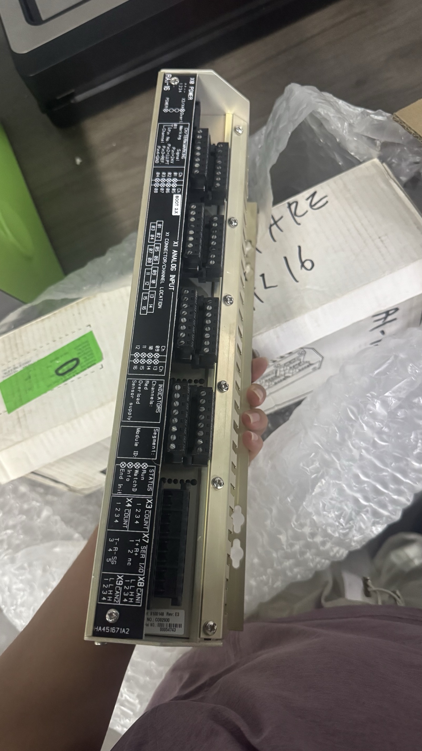 RAI-16 Analog Input Module